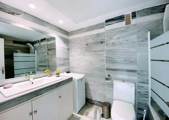Ricardo Soriano 16 Center Of - Eaw Homes マルベーリャ